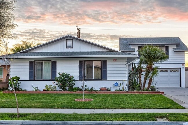 Furnished Home in HB - Furnished Home in HB