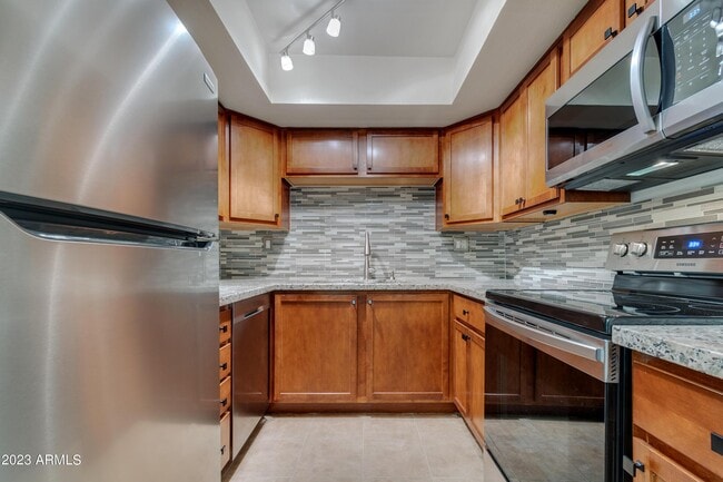 Building Photo - 8250 Arabian Trail