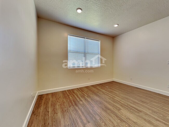 Foto del edificio - 1233 Wagon Way