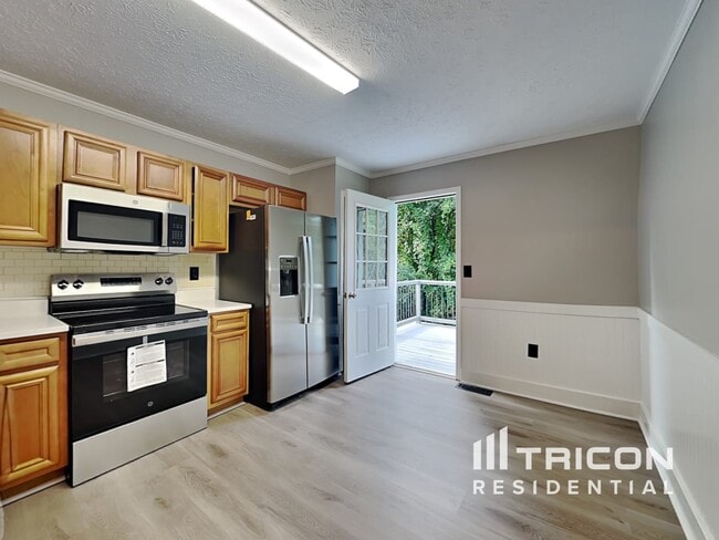Foto del edificio - 90 Twin Oaks Ln