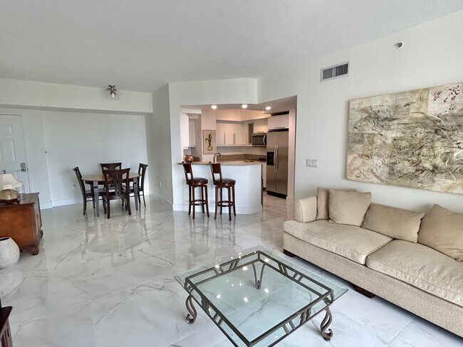 Foto del edificio - 888 Douglas Rd