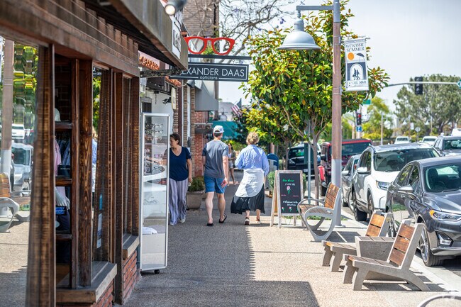 Prime busy retail shopping area for guests and tourists.