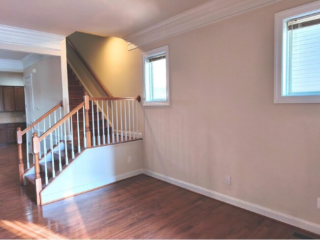 Foto del edificio - Luxurious Single-Family Home in Vibrant One Loudoun!