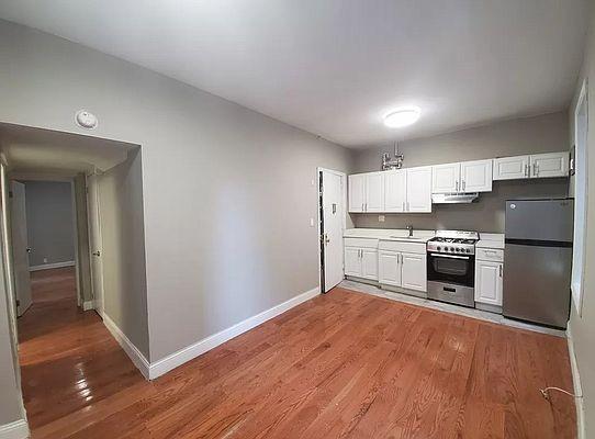 Foto principal - 1 bedroom in New York NY 10040