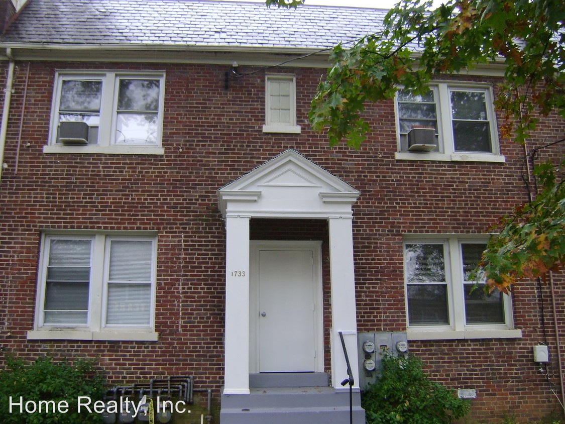 Primary Photo - 1733 Minnesota Ave SE