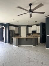 Building Photo - 1193 Silver Spur Way