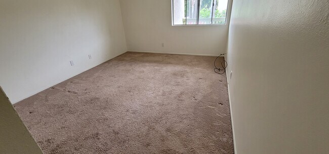 Bedroom - 5514 Armitos Ave