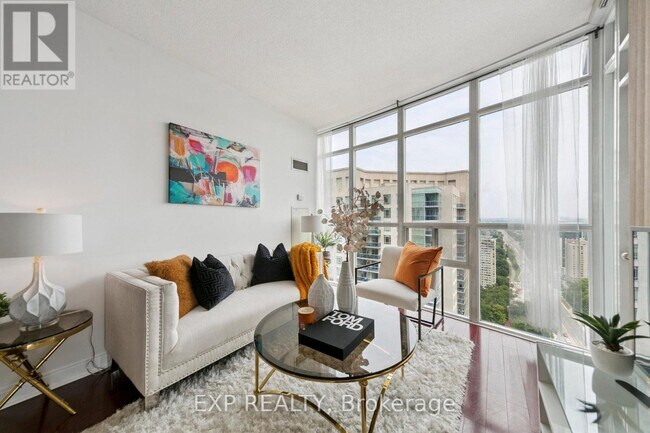 Building Photo - 70 Absolute Ave