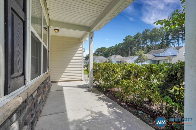 Building Photo - 4-Bedroom Home in Seagrass Station, Bluffton