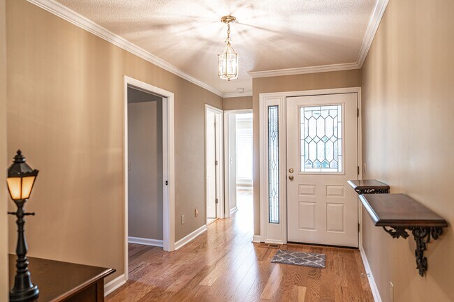 Building Photo - 285 Sugar Gum Ln