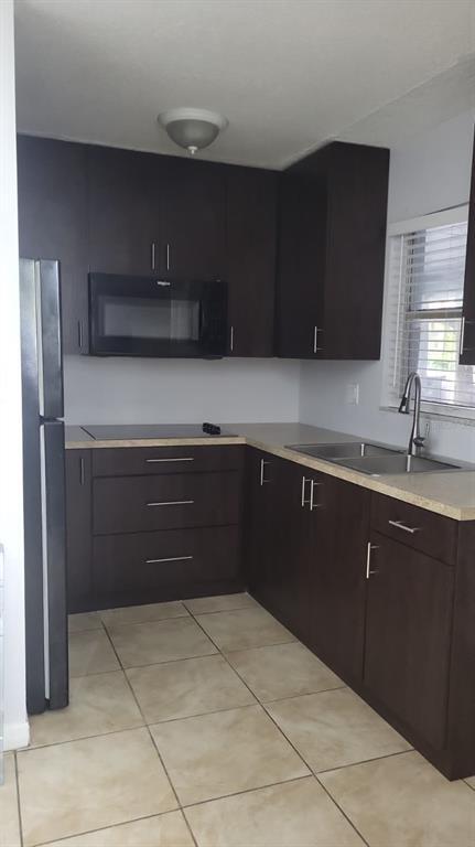 Building Photo - 1508 S Lee Ave