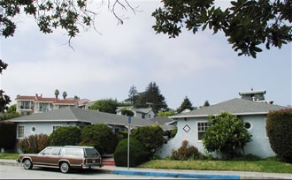 Building Photo - Blue Bell Apartments