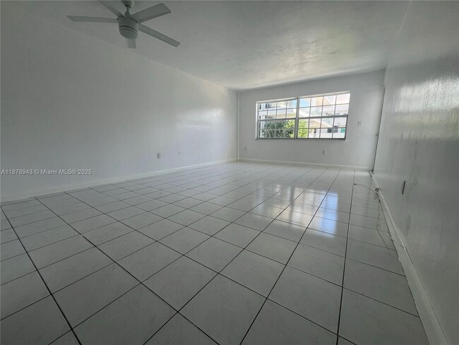 Foto del edificio - 325 Ocean Dr