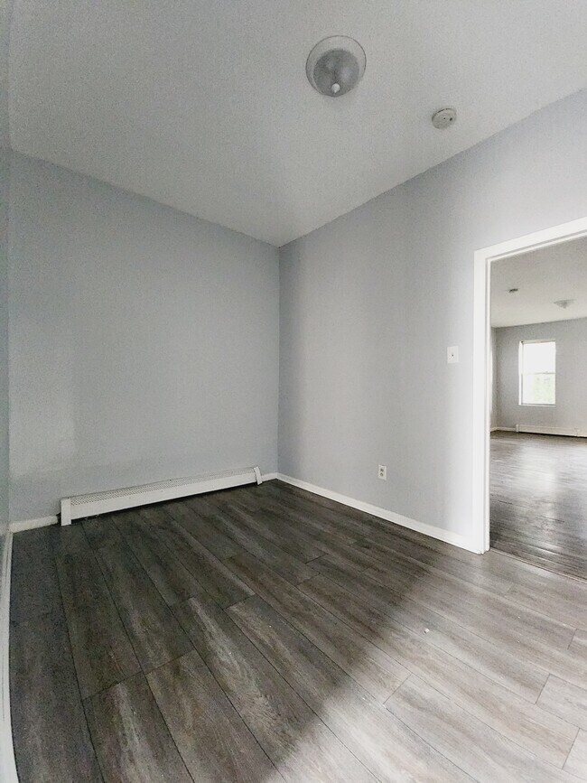 Building Photo - 124 Wilkinson Ave