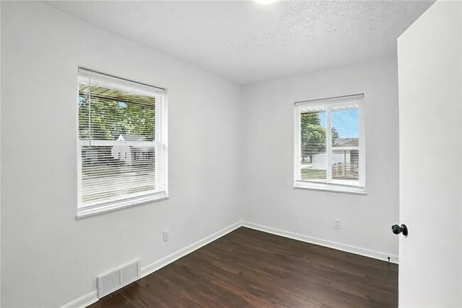 Foto del edificio - Kammer Avenue