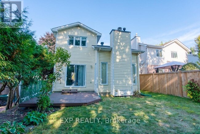 Building Photo - 14 Hawley Crescent