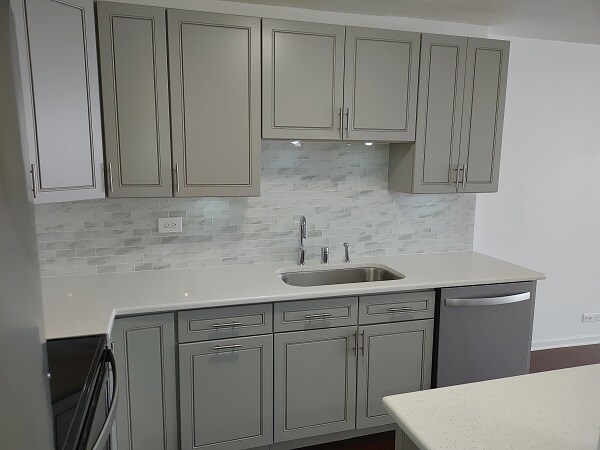 Foto del edificio - 5100 N Marine Dr