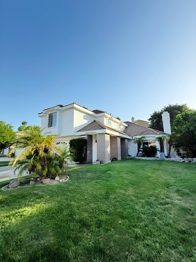Building Photo - 23257 Joaquin Ridge Dr