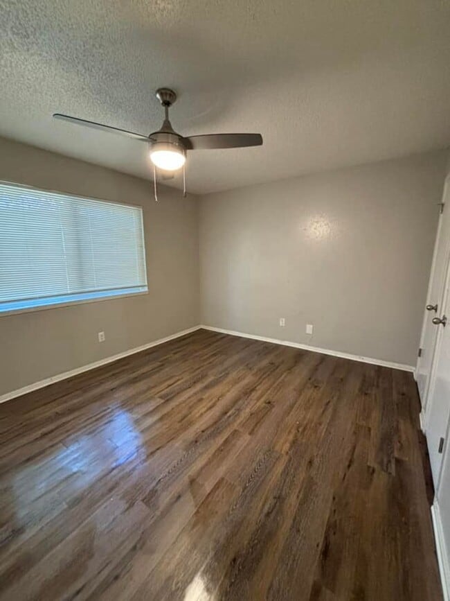 Interior Photo - Chelsea Manor is the place for you!