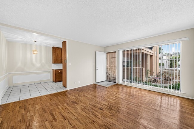 Building Photo - 3888 Potomac Ave