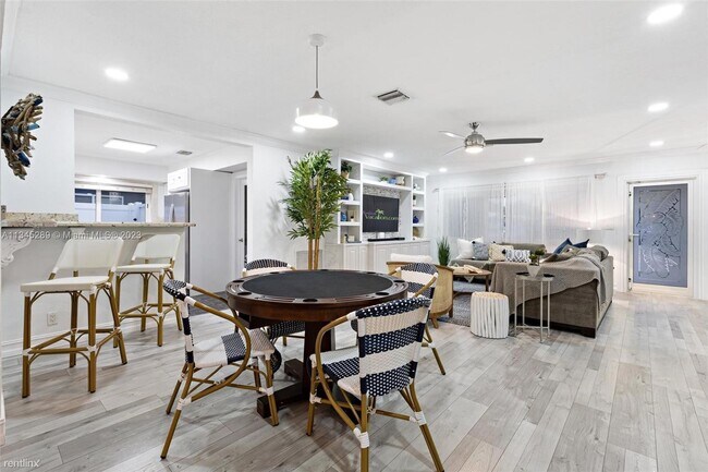 Foto del edificio - 3 br, 2 bath House - 2580 SE 2nd Ct