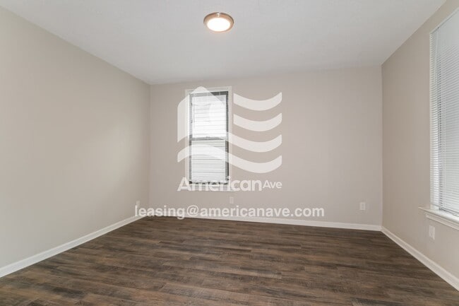 Building Photo - 6603 Crest Ave