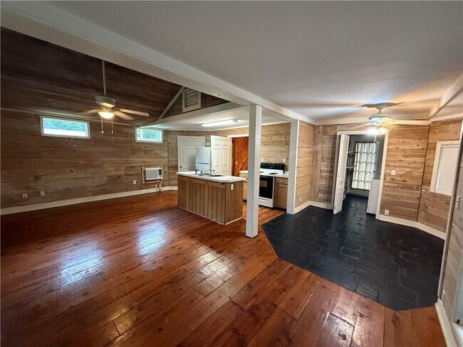 Foto del edificio - 13690 Scenic Hwy 98