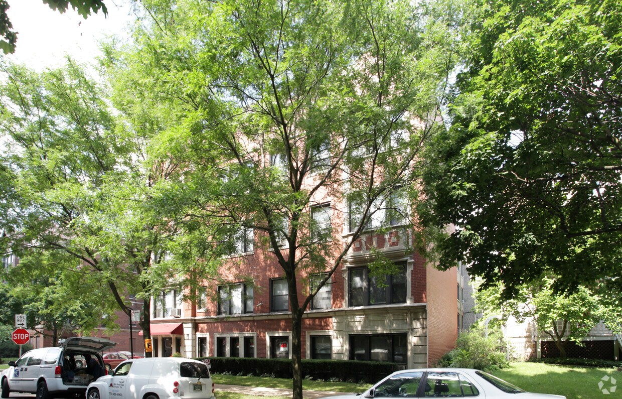Foto del edificio - Woodlawn Apartments
