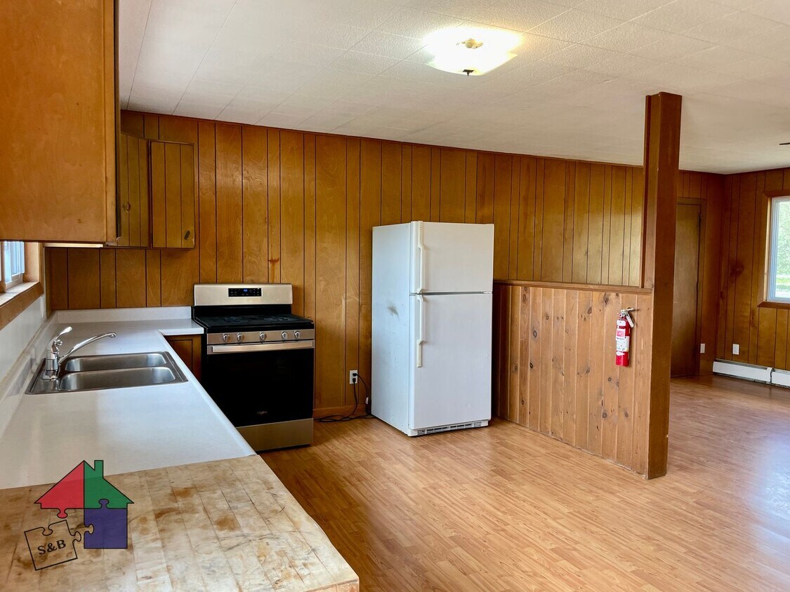 Primary Photo - 68 Upper Hollow Rd