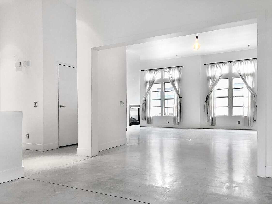 Foto principal - 245 N Bush St