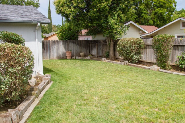 Building Photo - 3113 Independence Way