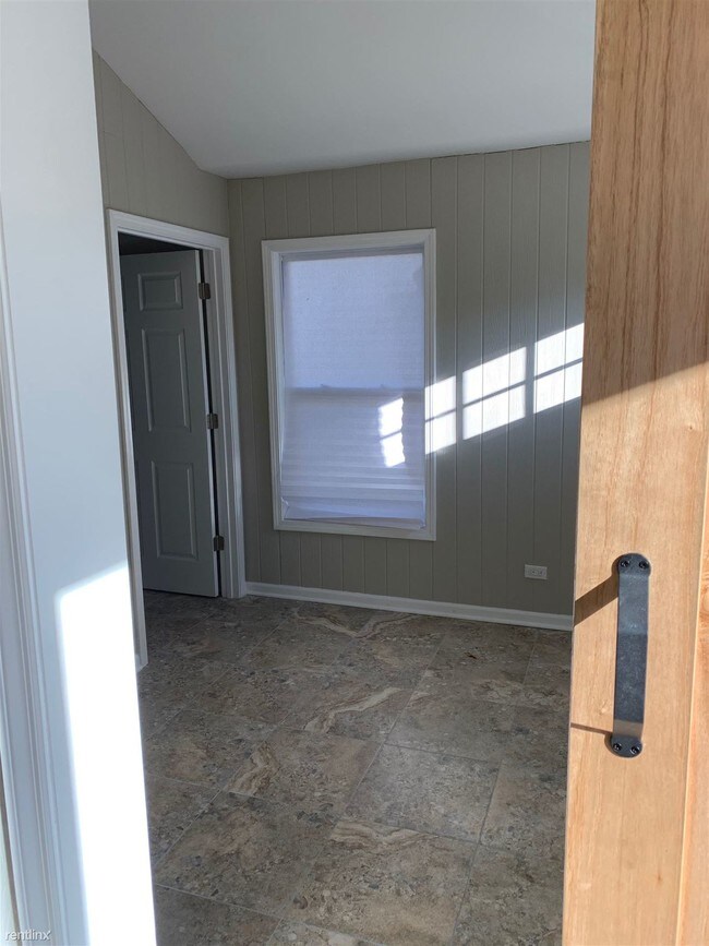 Building Photo - 3 br, 1.5 bath House - 23519 N Field Rd