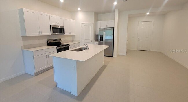 Foto del edificio - 3328 Lapis Lk Dr