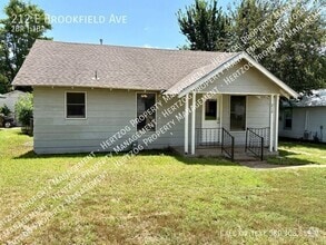 Building Photo - 212 E Brookfield Ave