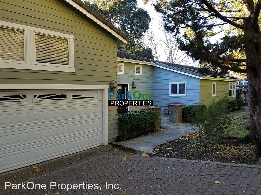 Foto principal - 4 br, 3 bath House - 6 Lavina Ct