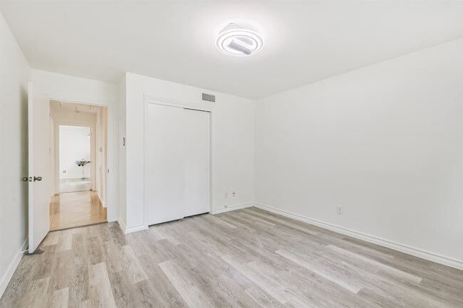 Foto del edificio - 12223 Old Oaks Dr