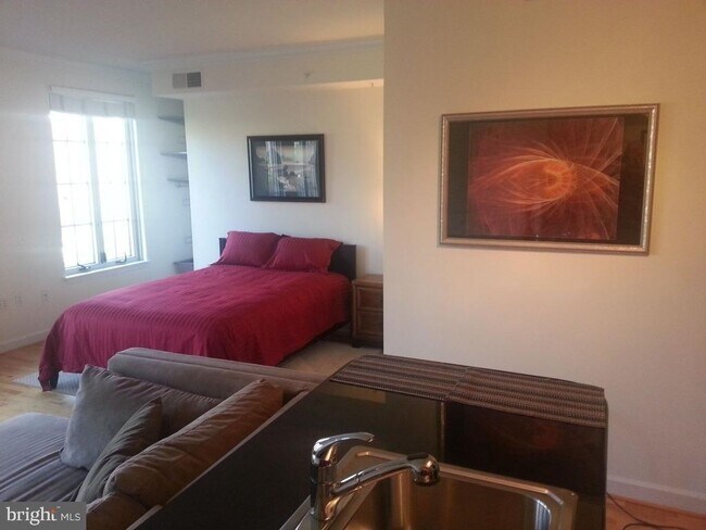 Foto del edificio - 1441 Rhode Island Ave NW