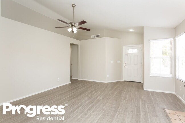Building Photo - 6102 Giant Forest Ln