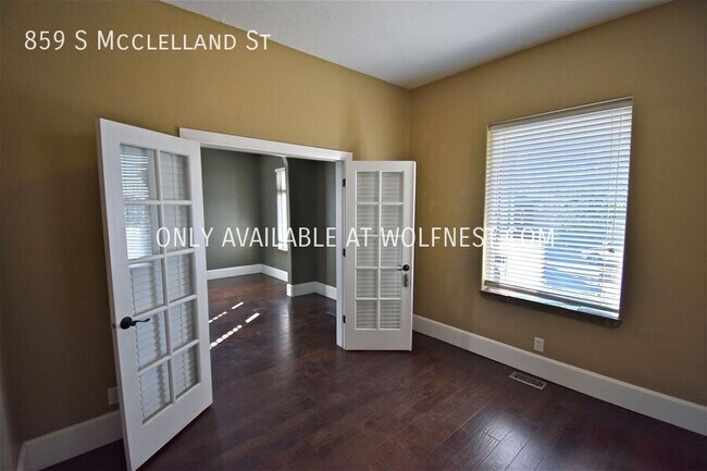 Foto del edificio - Beautiful 3 Bed 9th & 9th Home! No Deposit...