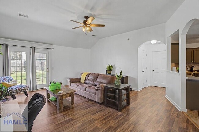 Foto del edificio - 146 Auburn Cir