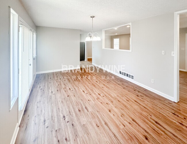 Foto del edificio - 4060 W Stubbs Rd