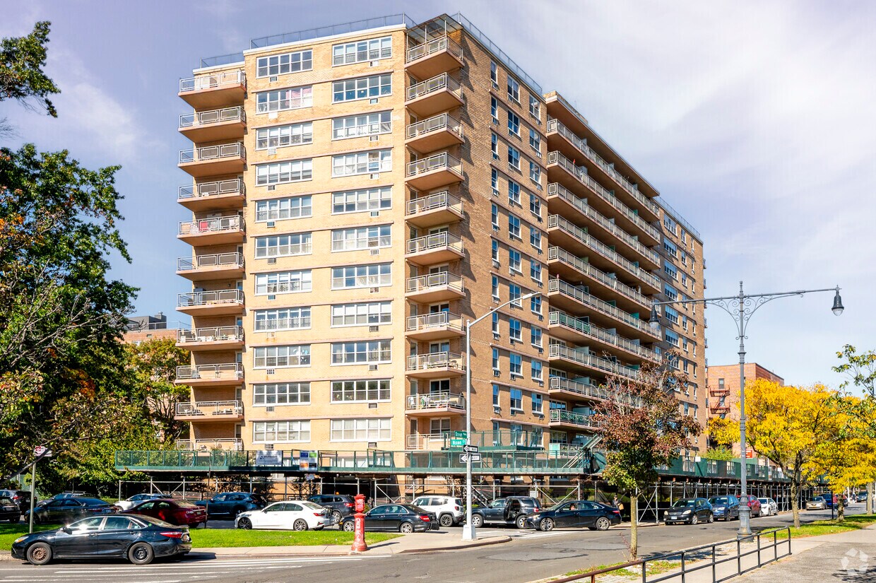 Primary Photo - Ocean Terrace Cooperative