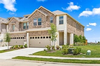 Building Photo - 712 Lone Rock Dr