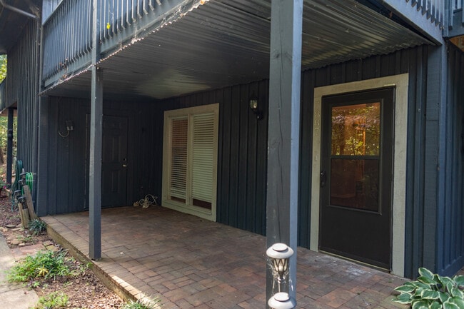 Foto del edificio - 7887 Kinglet Rd