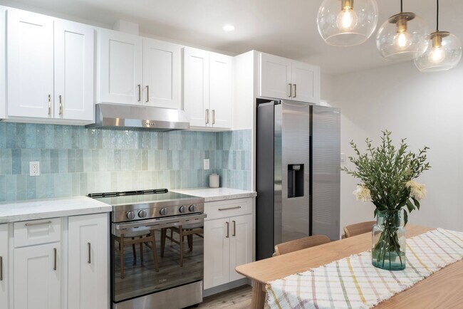 Foto del edificio - 1508 Farrington St