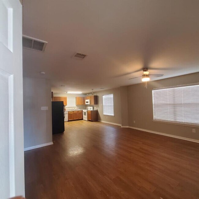 Building Photo - 19410 Dry Canyon Ct