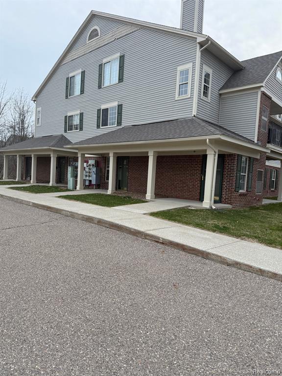 Foto del edificio - 11102 Pinehurst Ln