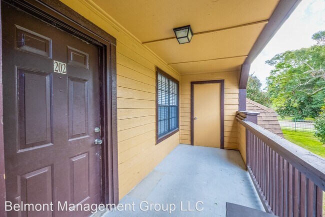 Foto del edificio - 1 br, 1 bath House - 360 Lake Ontario Cour...