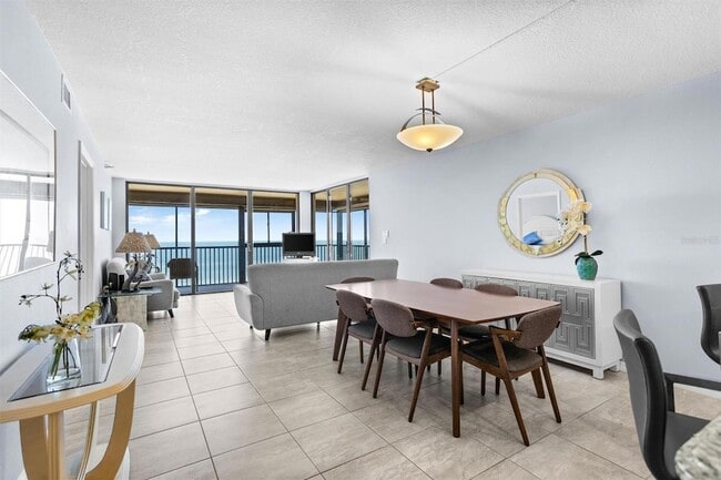 Foto del edificio - 15400 Gulf Blvd