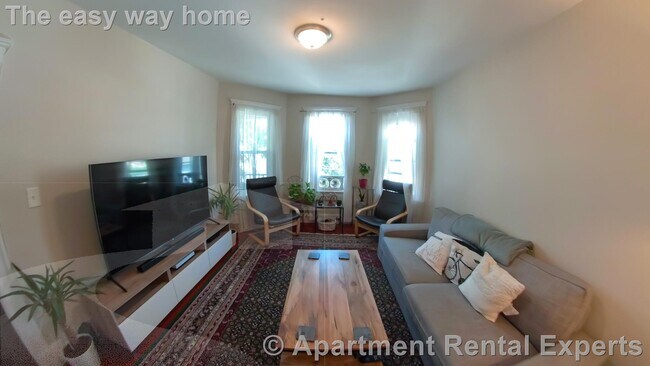 Building Photo - 6 Hinckley St